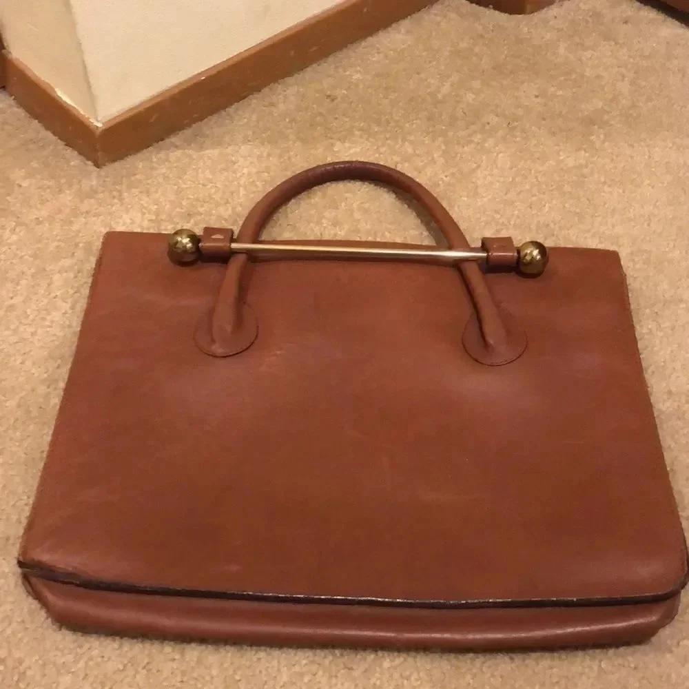ITALIAN leather purse/briefcase - Picture 2 of 11